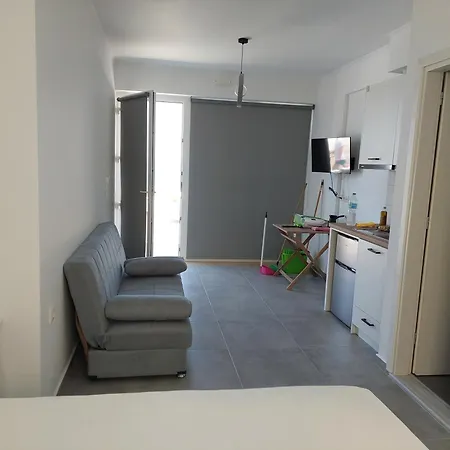 Almiriki- Ground Floor Seafront Appartamento Elafonissos